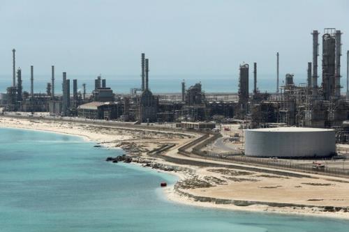 چین خرید نفت خام از عربستان را كم كرد