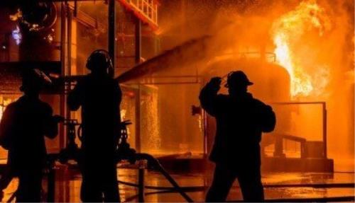 تفاوت تجهیزات آتش نشانی صنعتی و عادی