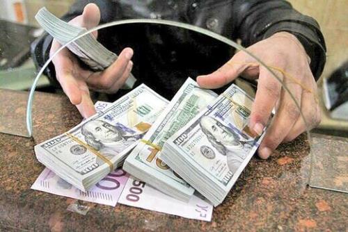 قیمت باورنکردنی دلار روی تابلوی صرافی ها